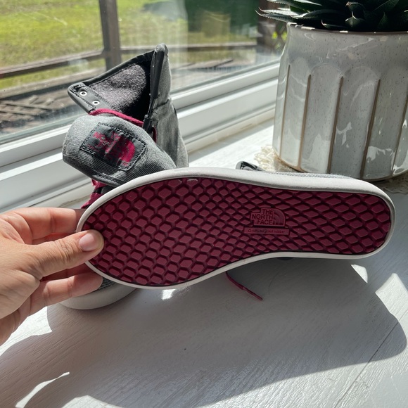 The North Face Base Camp Roll Downs Woman’s 8 lace up - Picture 4 of 5